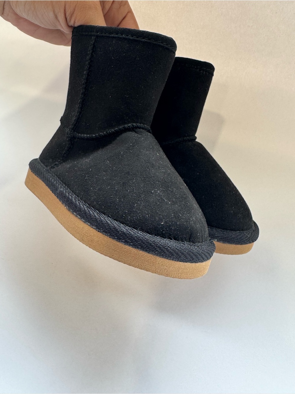 Old Navy Toddler Black Faux Suede Sherpa Boots Size 5 NWT